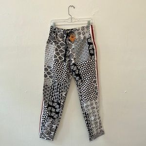Skidz Urban Outfitters drawstring pants